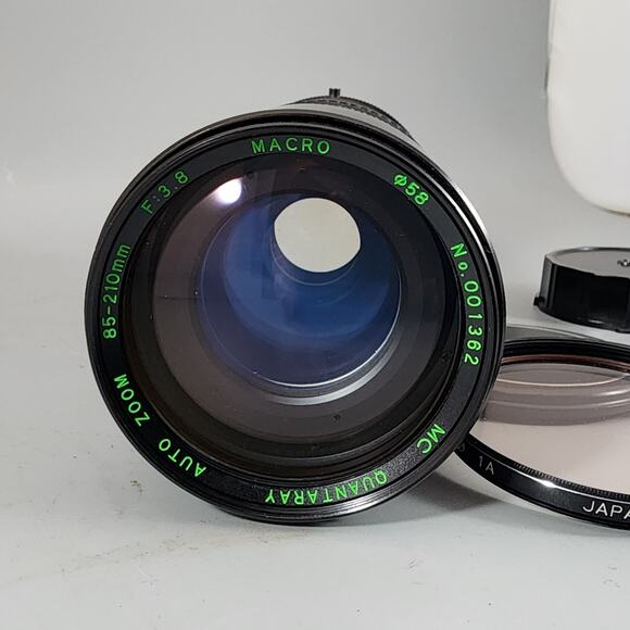 Quantaray 85-210mm f/3.8 FD-Mount Manual Focus Zoom Lens Macro w/Case + 2X Conv - Picture 3 of 11